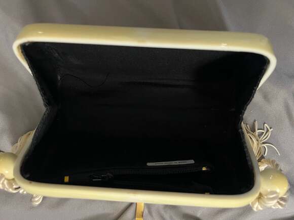 Vintage 1950s Cream Lucite Box Purse with Rope Tassel Strap - Picture 7 of 8
